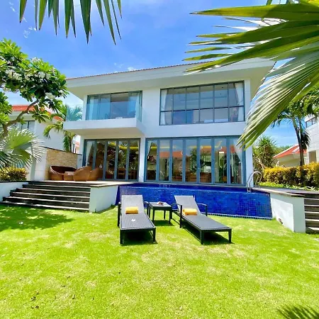 Ocean Villas Da Nang Exterior photo