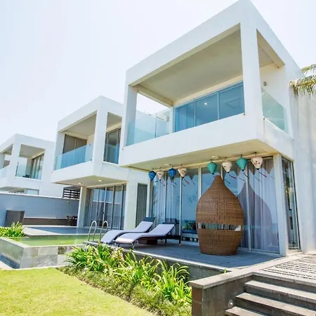 Ocean Villas Da Nang Exterior photo