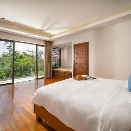 Ocean Villas Da Nang Exterior photo