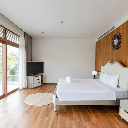 Ocean Villas Da Nang Exterior photo