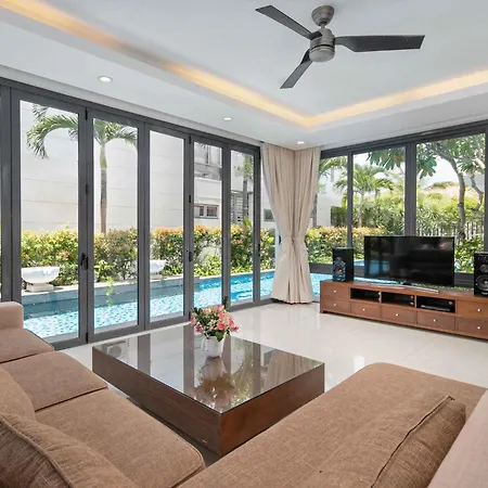 Ocean Villas Da Nang Exterior photo