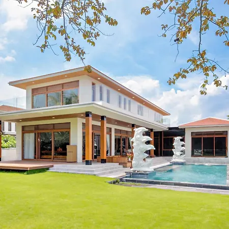 Ocean Villas Da Nang Exterior photo