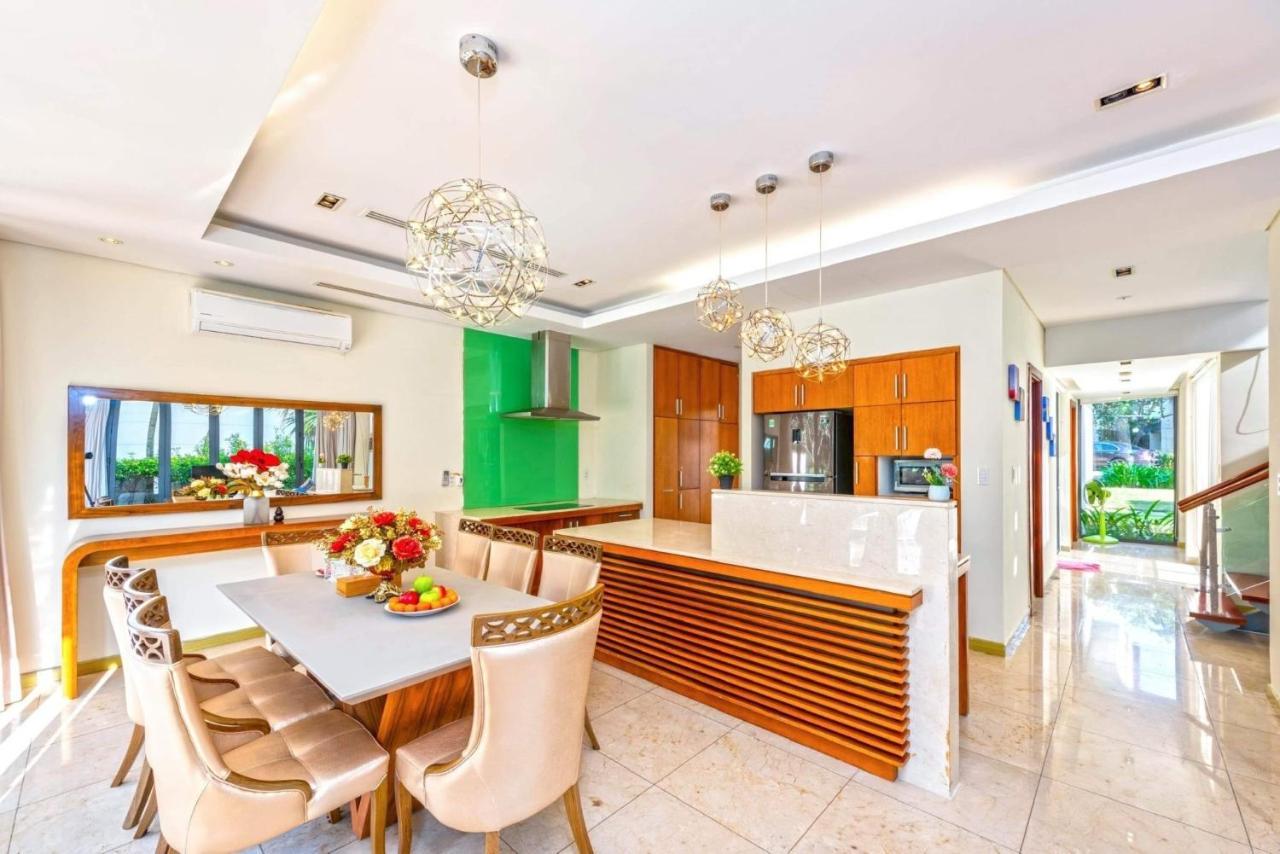 Ocean Villa *